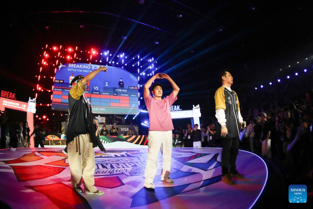 China's B-Boy Qi Thrills Local Fans As Skateboarder Eaton Makes Double ...