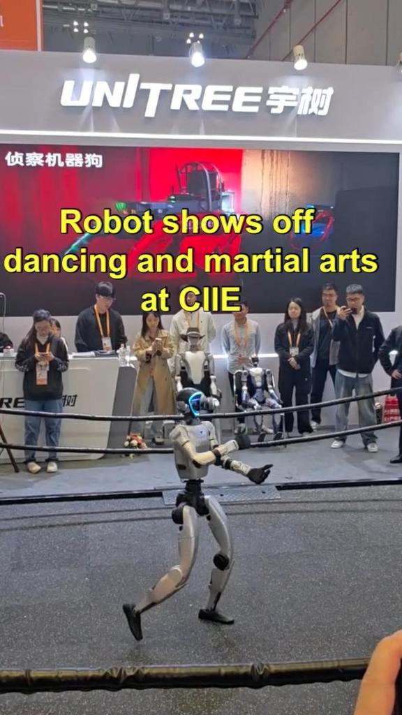 Robot shows off dancing and martial arts at CIIE in Shanghai